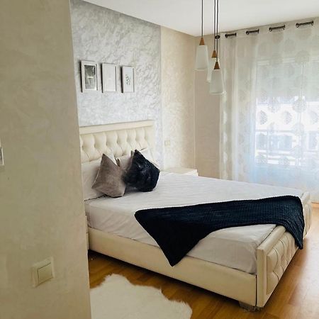 Superbe Appartement Au Coeur De Касабланка Экстерьер фото